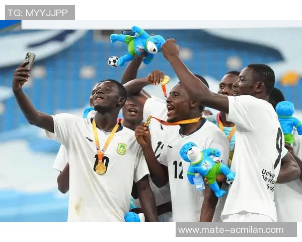 全球足球明星八人名单精彩瞬间大揭秘